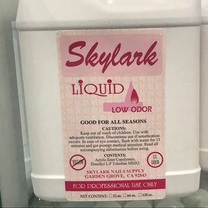 Liquid monomer